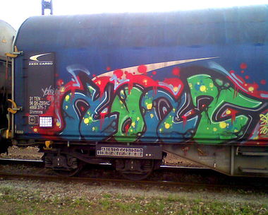 Graffiti Wall - Photo by fr8pics - kont