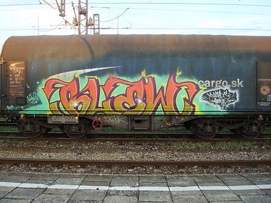Graffiti Train - Photo by fr8pics - blew