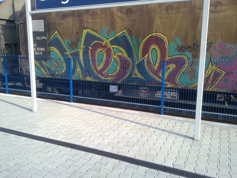 Graffiti Train - Photo by fr8pics - welb