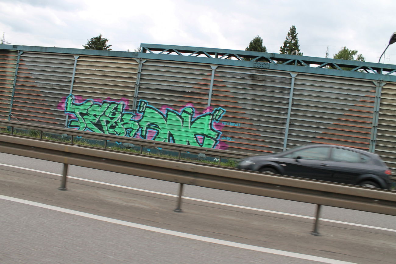 Graffiti Bombing - Photo by fragil - TEAK, ANC