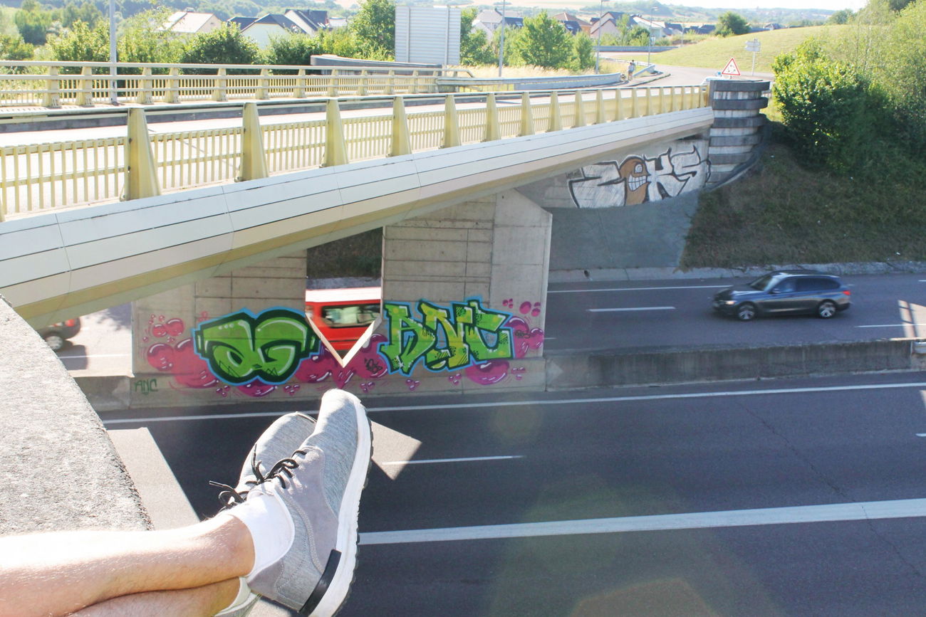 Graffiti Bombing - Photo by fragil - AG, ANC