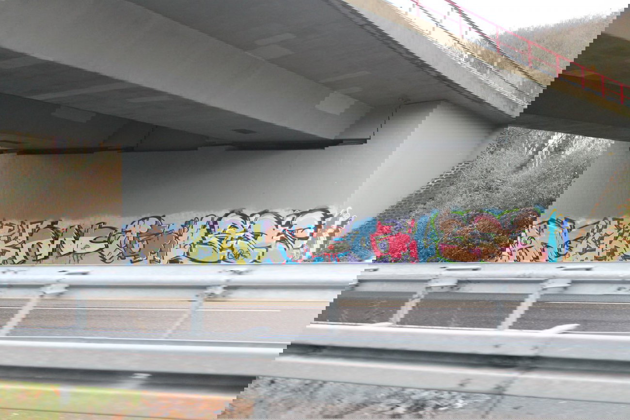 Graffiti Bombing - Photo by fragil - anc, gak, anc