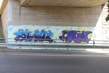 Graffiti Wall - Photo by fragil - ewic, agil