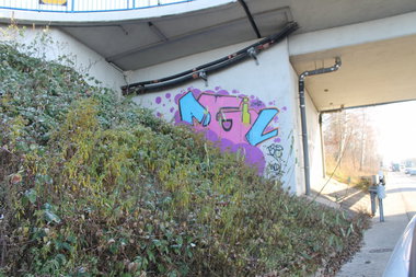 Graffiti Bombing - Photo by fragil - agil, tsb, wdl