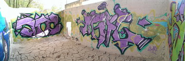 Graffiti Bombing - Photo by fragil - ANC, AGIL