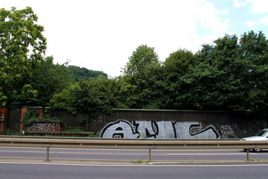 Graffiti Bombing - Photo by fragil - ANC