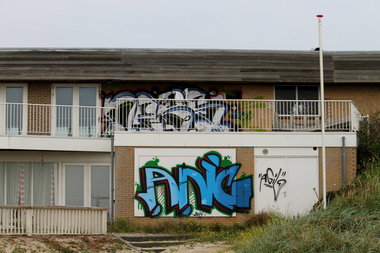 Graffiti Bombing - Photo by fragil - DEBS, ANC, Dopeboys