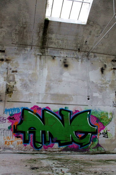 Graffiti Bombing - Photo by fragil - ANC