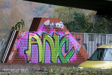 Graffiti Bombing - Photo by fragil - ANC