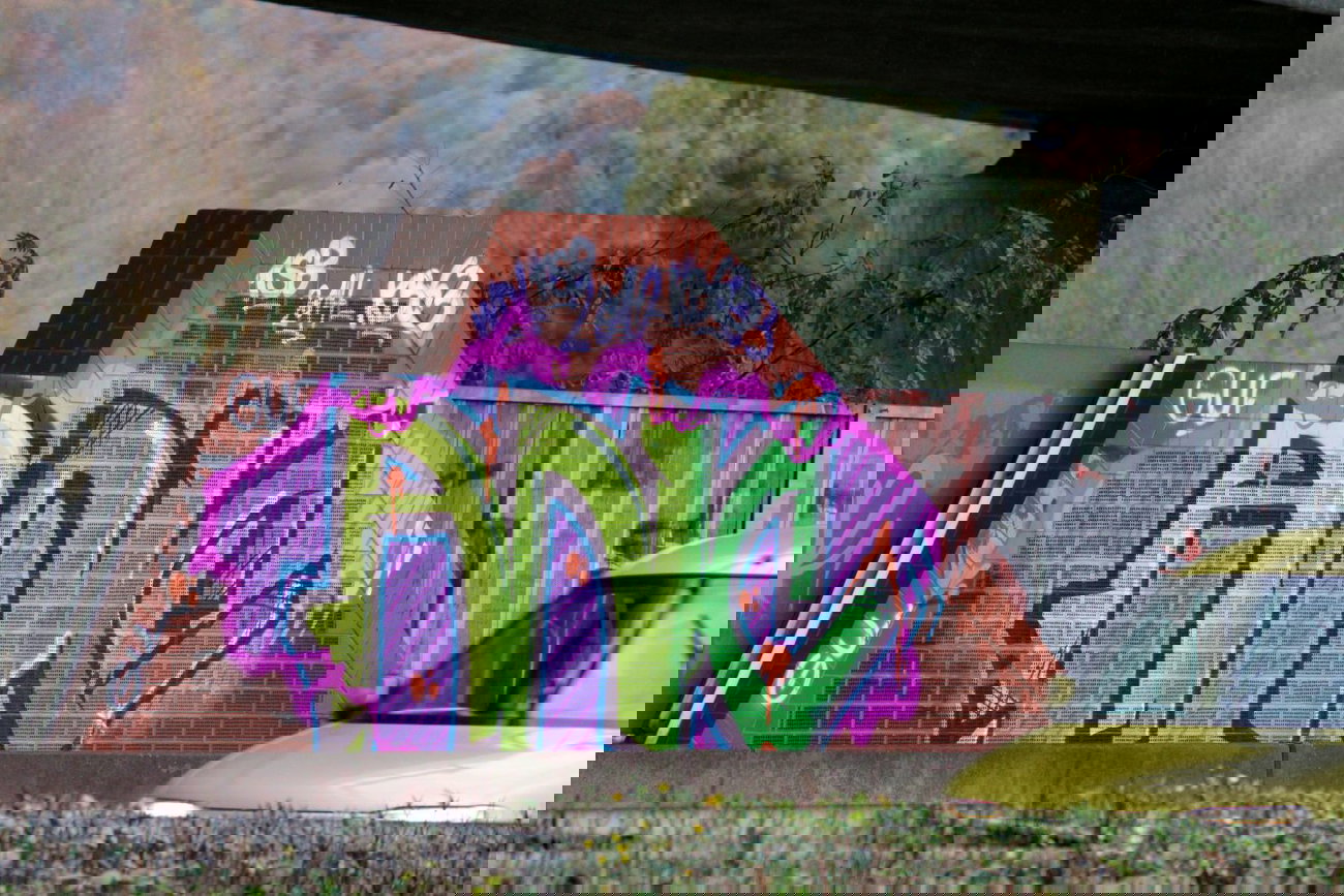 Graffiti Bombing - Photo by fragil - ANC