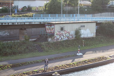 Graffiti Bombing - Photo by fragil - ANC, ANC