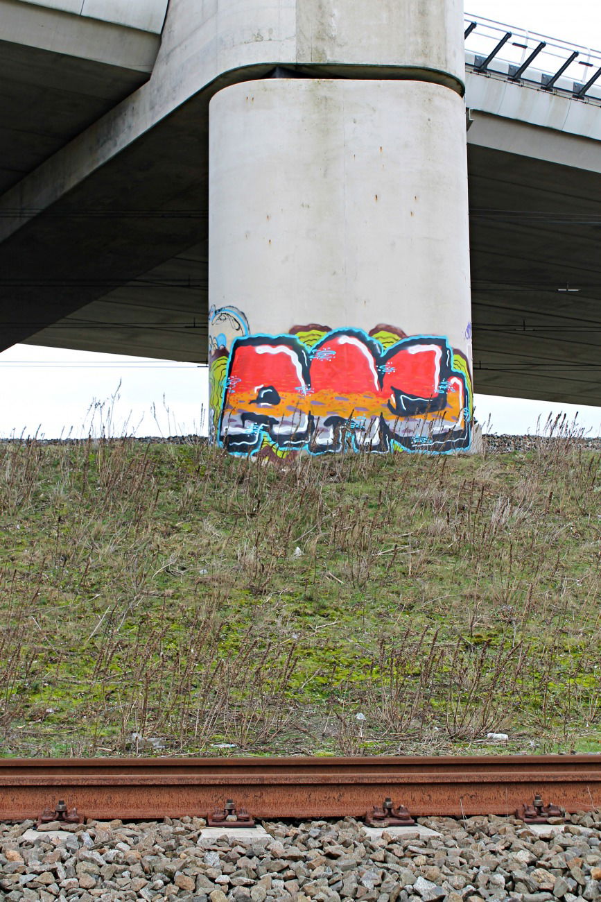 Graffiti Bombing - Photo by fragil - ANC, Amsterdam