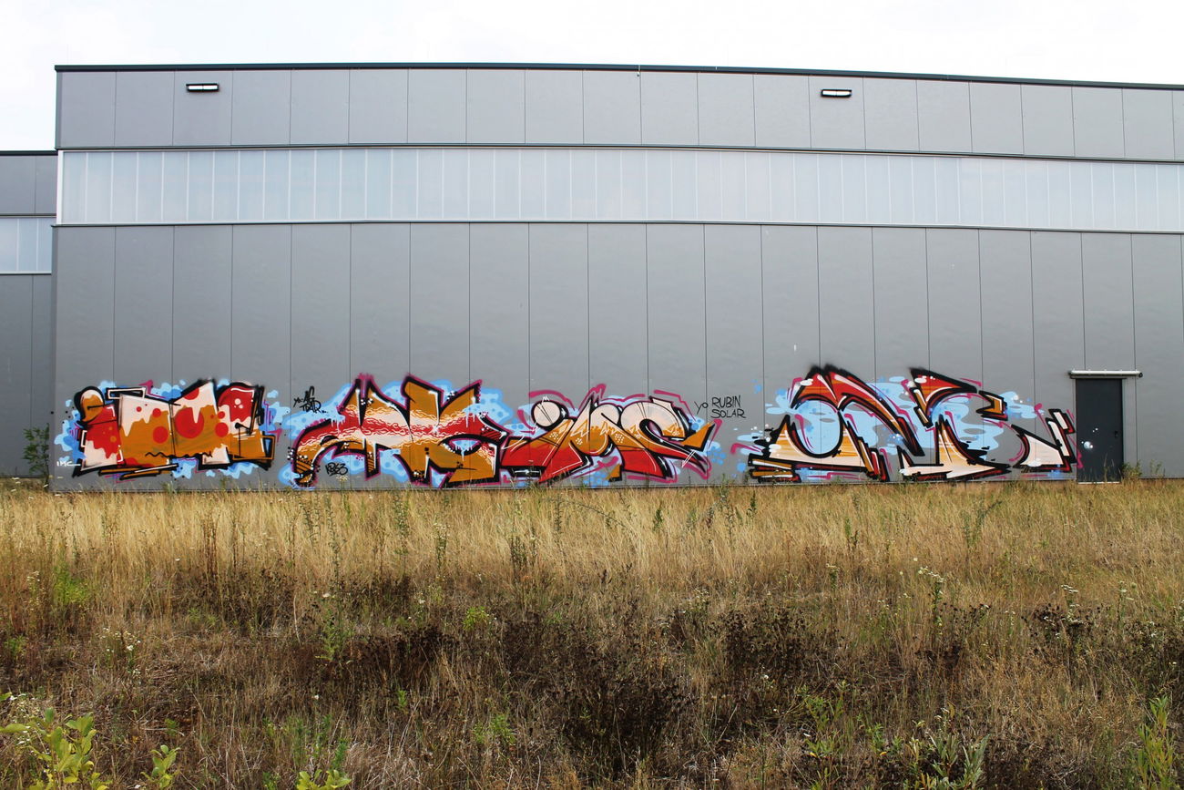 Graffiti Bombing - Photo by fragil - IMC, ANC, IMC