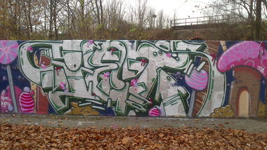 Graffiti Wall - Photo by freakazoid