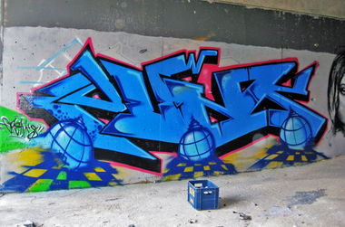 Graffiti Wall - Photo by freaks (2013)