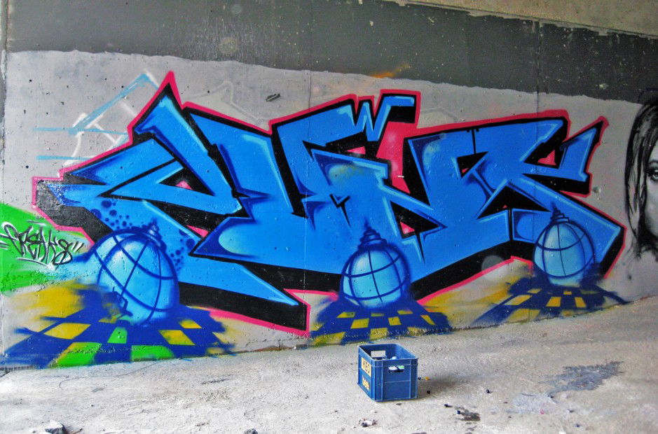 Graffiti Wall - Photo by freaks (2013)