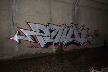 Graffiti Wall - Photo by freaks (2016)