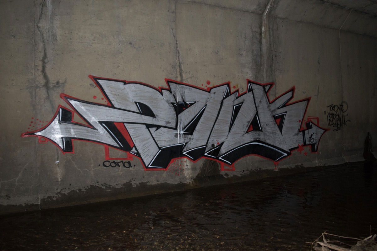 Graffiti Wall - Photo by freaks (2016)