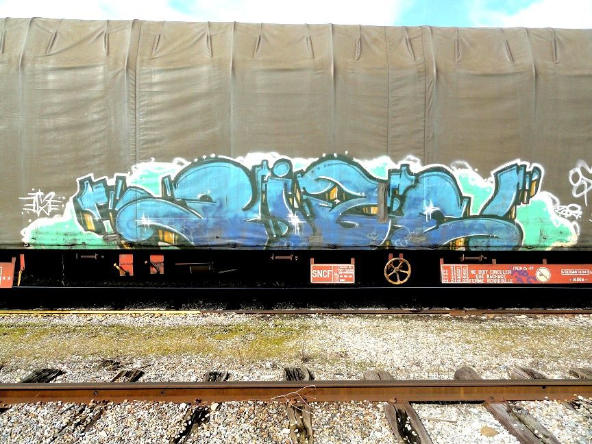 Graffiti Train - Photo by freightkilla