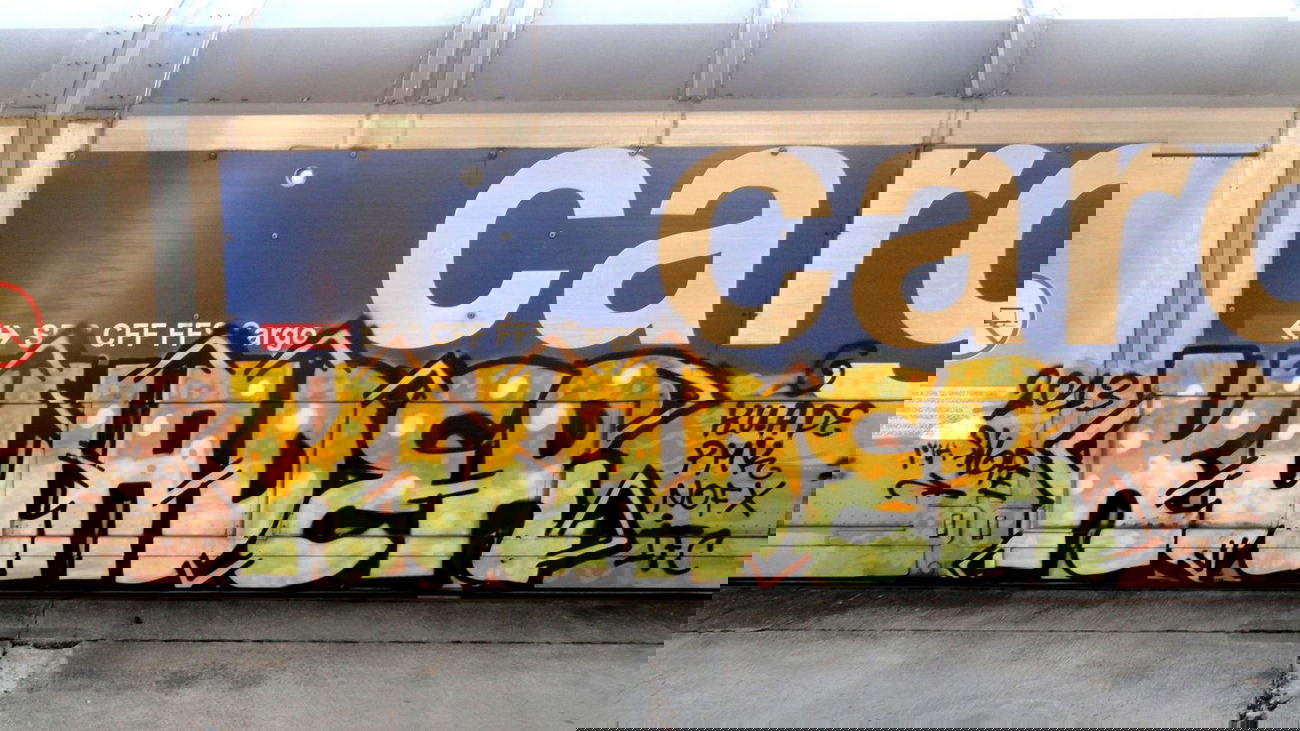 Graffiti Train - Photo by freightkilla - kuader, pmk, ifc (2013)
