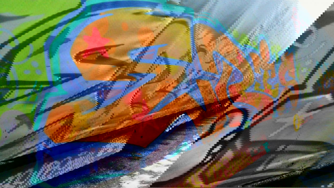 Graffiti Train - Photo by freightkilla - ERIS, graffiti, graff