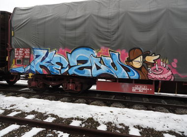 Graffiti Train - Photo by freightkilla - shae, twp, graffiti