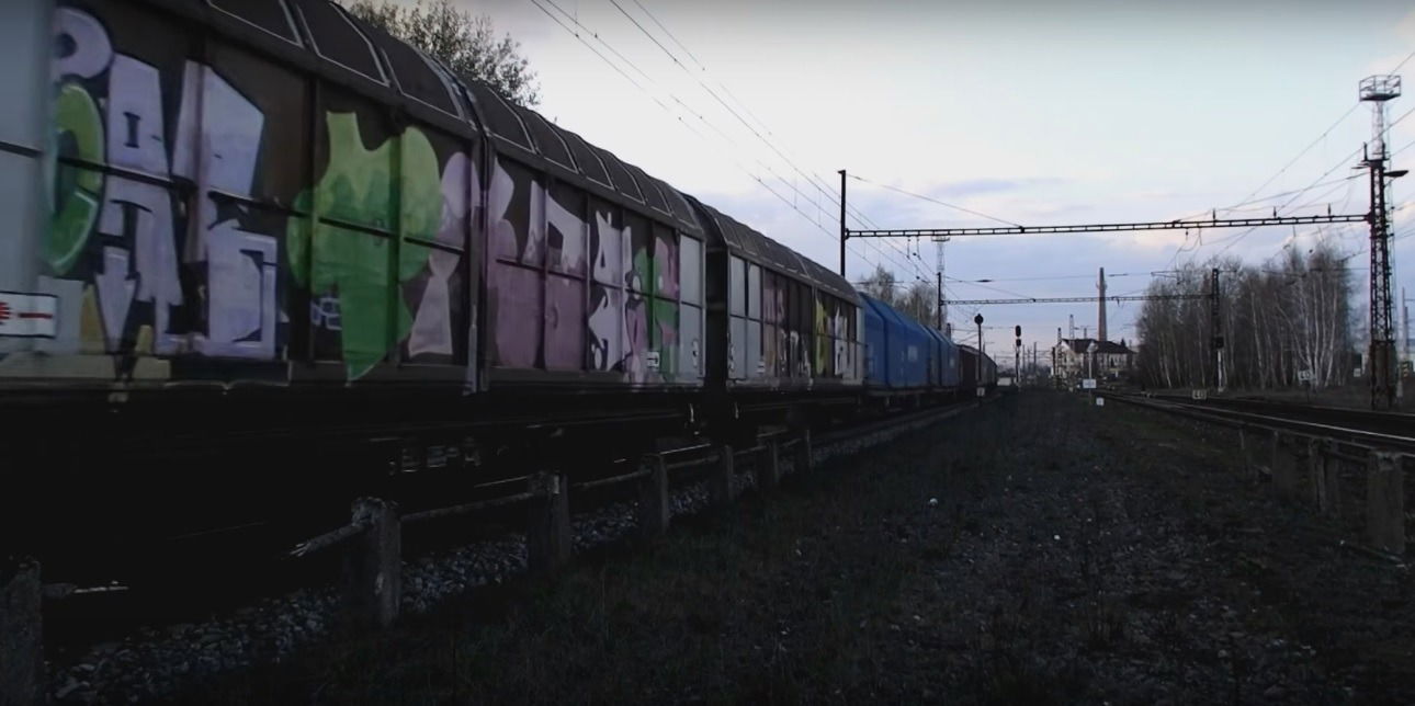 Graffiti Train in Česko - Photo by freightraffic - freight, fr8, unfinished (2015)