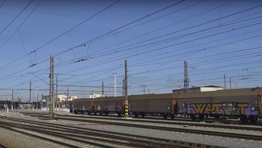 Graffiti Train in Olomouc - Photo by freightraffic - watt, fr8, freight (2016)