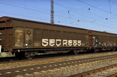 Graffiti Train in Česko - Photo by freightraffic - secrets, fr8, freight (2016)