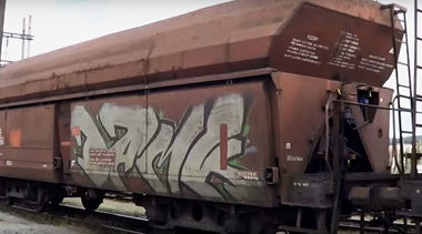 Graffiti Train in Česko - Photo by freightraffic - damk, freight (2015)