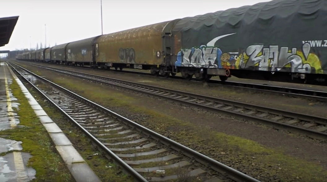 Graffiti Train in Nitra - Photo by freightraffic - freight, fr8 (2016)