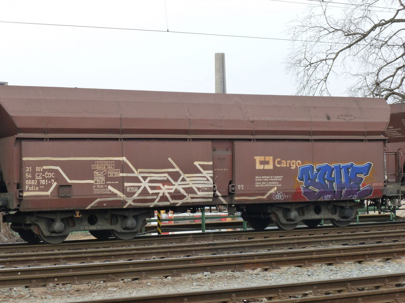 Graffiti Train in Česko - Photo by freightraffic - sche, ntf, cv (2011)