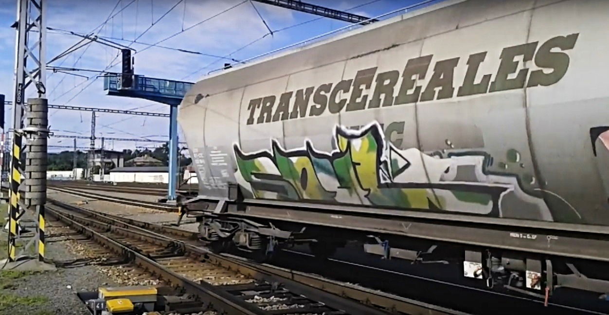 Graffiti Train in Česko - Photo by freightraffic - soul, freight, fr8 (2016)