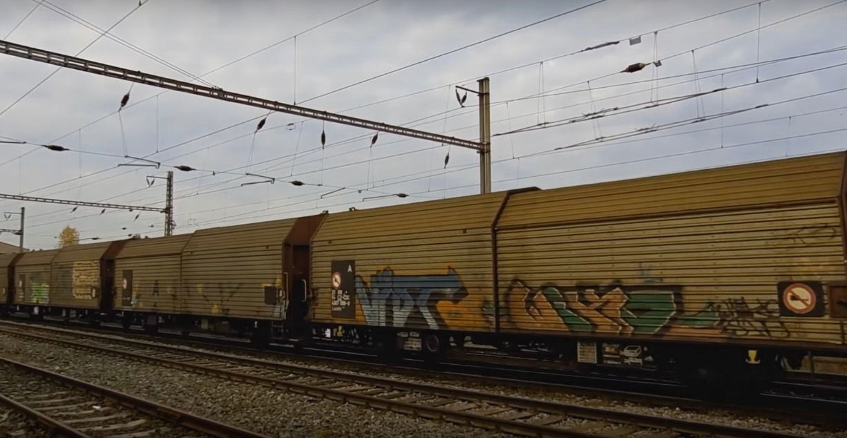 Graffiti Train in Česko - Photo by freightraffic - vist, wikd, cargo (2015)