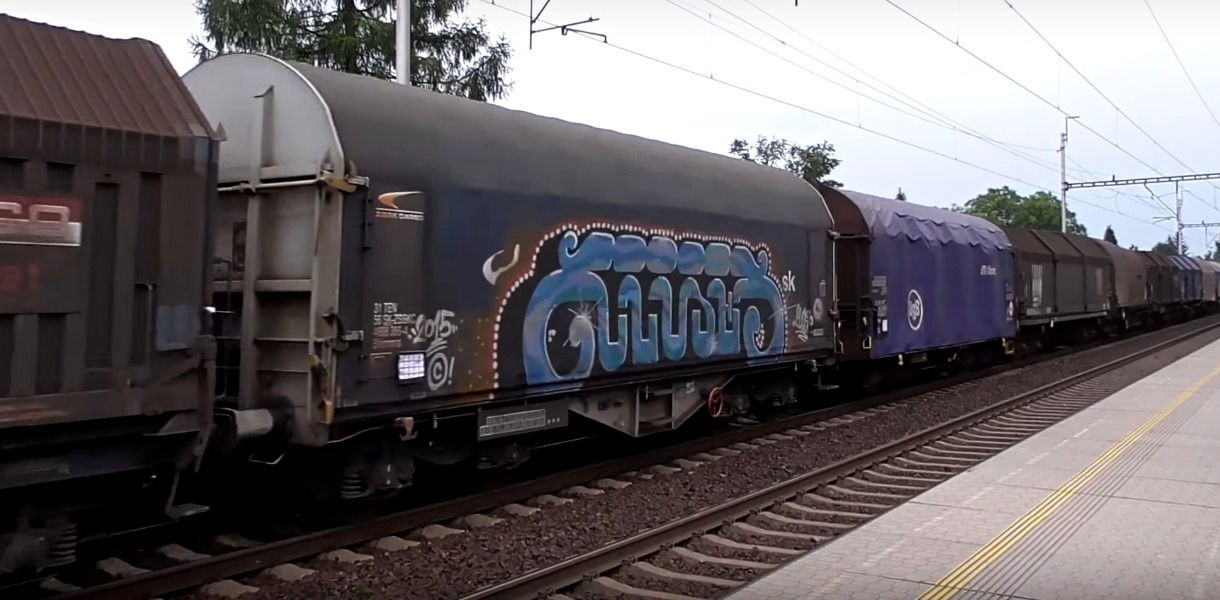 Graffiti Train in Vendryně - Photo by freightraffic - freight, fr8, fret (2016)