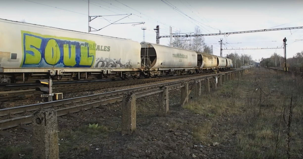 Graffiti Train in Zátor - Photo by freightraffic - soul, transcereales, freight (2015)
