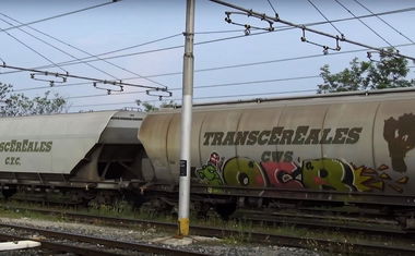 Graffiti Train in Česko - Photo by freightraffic - fr8, freight, transcereales