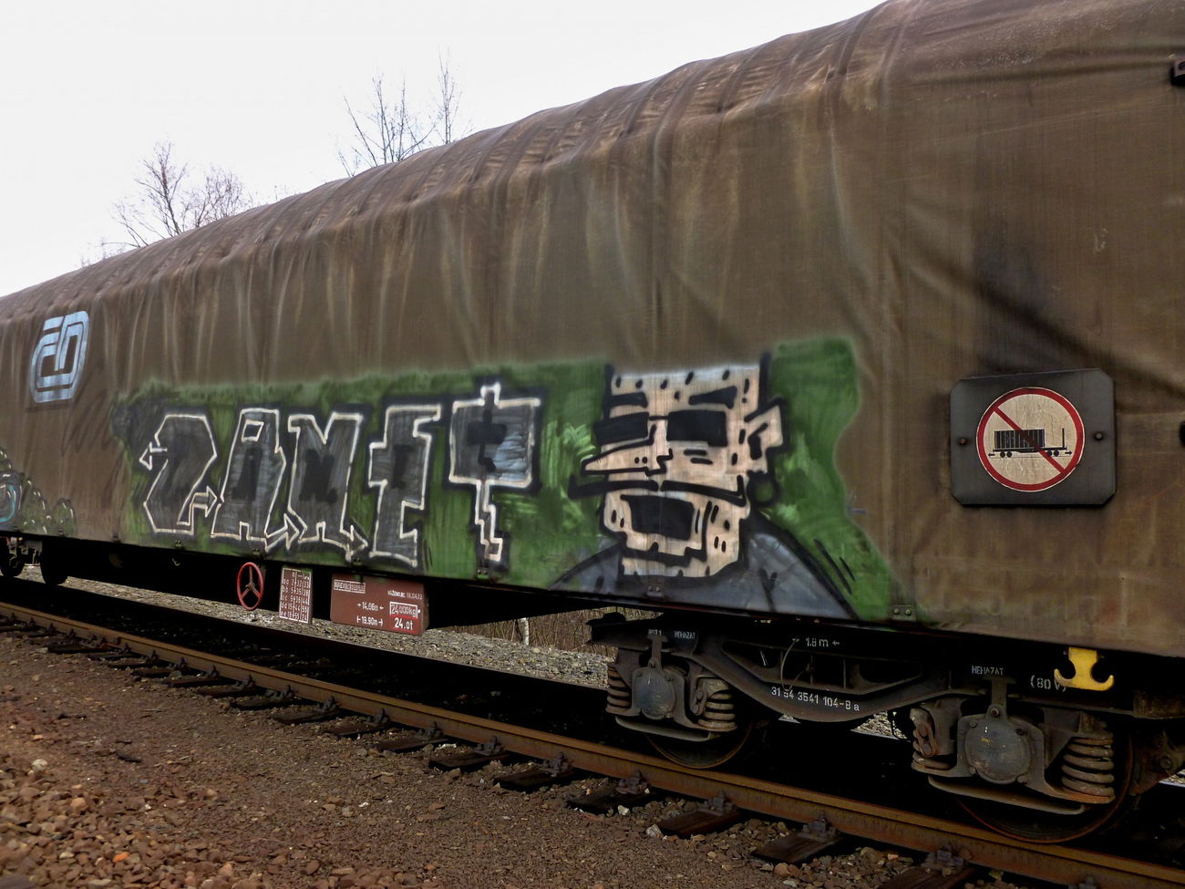 Graffiti Train in Česko - Photo by freightraffic - zanet, fr8, freight (2017)