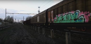 Graffiti Train in Česko - Photo by freightraffic - riwe, fr8 (2015)
