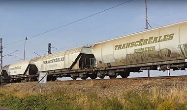 Graffiti Train in Česko - Photo by freightraffic - kyber, transcereales, freight