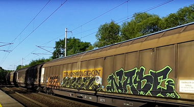 Graffiti Train in Vendryně - Photo by freightraffic - seer, nase, freight (2016)