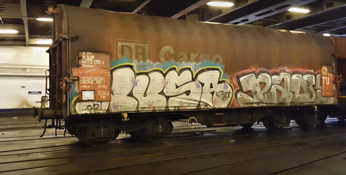 Graffiti Train in Rostock - Photo by freightraffic - wusa, paus, freight (2016)
