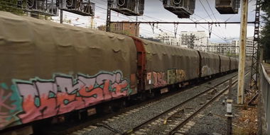 Graffiti Train in Francie - Photo by freightraffic - kesti, lsk, ecf (2015)