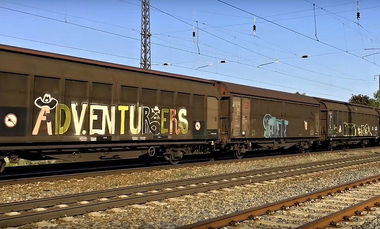 Graffiti Train in Česko - Photo by freightraffic - adventurers, freight, fr8 (2016)