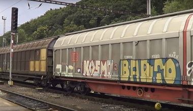 Graffiti Train in Česko - Photo by freightraffic - kosmo, db, barto (2015)