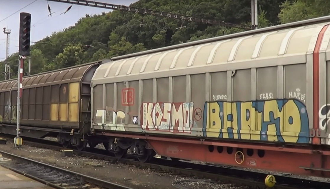 Graffiti Train in Česko - Photo by freightraffic - kosmo, db, barto (2015)