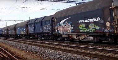 Graffiti Train in Slovensko - Photo by freightraffic - taur, freight, fret (2017)