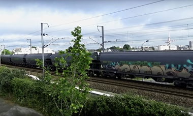 Graffiti Train in Francie - Photo by freightraffic - ponak, fret, fr8 (2016)