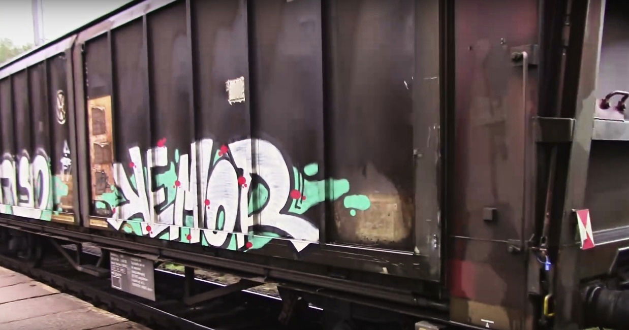 Graffiti Train in Česko - Photo by freightraffic - kemor, freight, fr8 (2016)