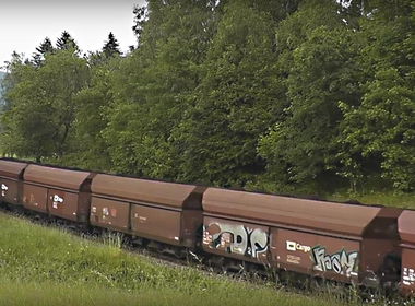 Graffiti Train in Česko - Photo by freightraffic - d2, frght, fr8 (2015)